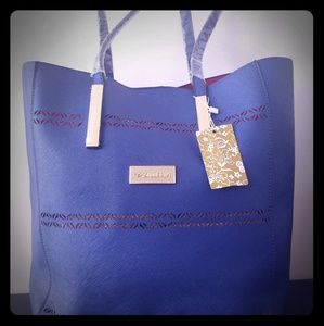 Stylish Zilleria Tote Hand bag